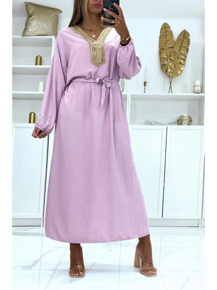 Sublime abaya lilas à détails dorés au niveau du col et ceinture à la taille - 2