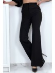 Pantalon palazzo noir avec poches et plis - 9