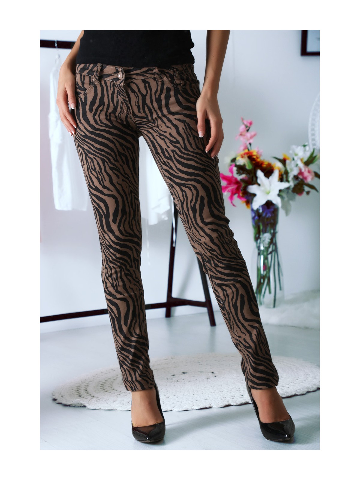 Pantalon Jeans Taupe avec ces motifs tendances Noir - S1317G - 9