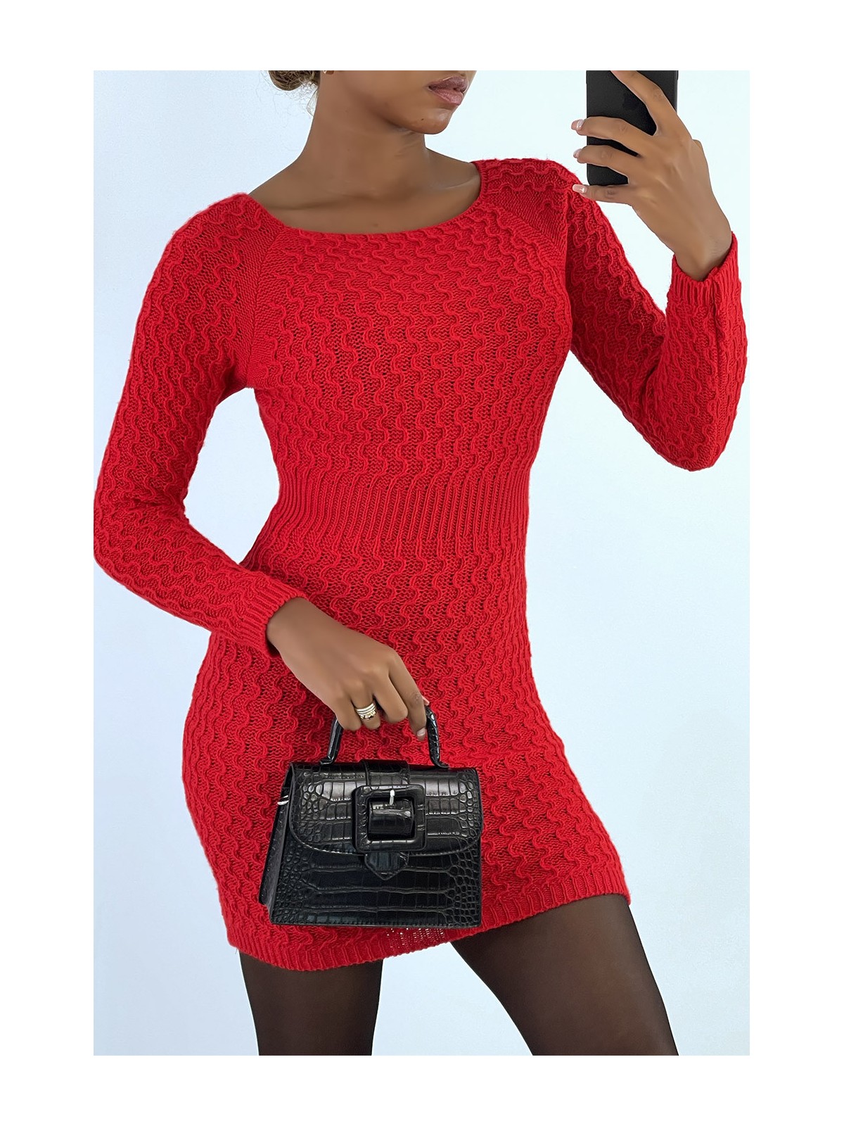 Magnifique robe pull rouge joliment tressé cintré à la taille - 2