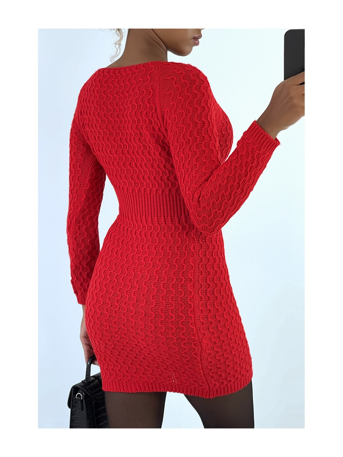 Magnifique robe pull rouge joliment tressé cintré à la taille - 4