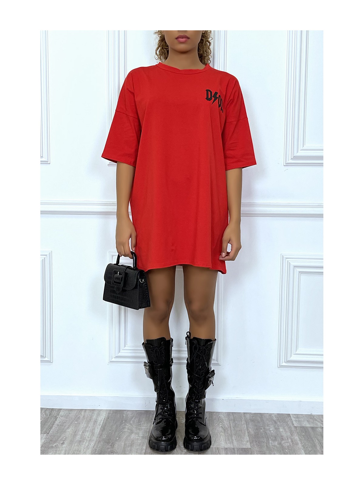 Tee-shirt oversize rouge tendance, écriture "D/or", manche mi-longue - 1