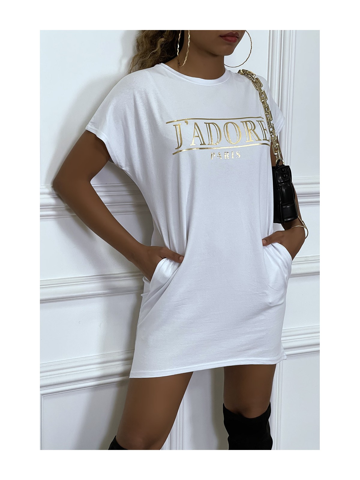 Robe T-shirt courte asymétrique blanc avec écriture doré "J'adore" et poches - 6