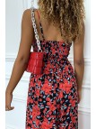 Longue robe d'été motif fleure rouge croisé au buste et cintré par élastique - 7