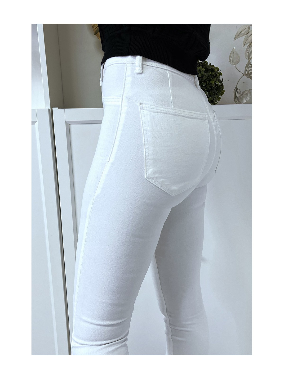 Jean slim blanc taille haute à poches arrières - 7