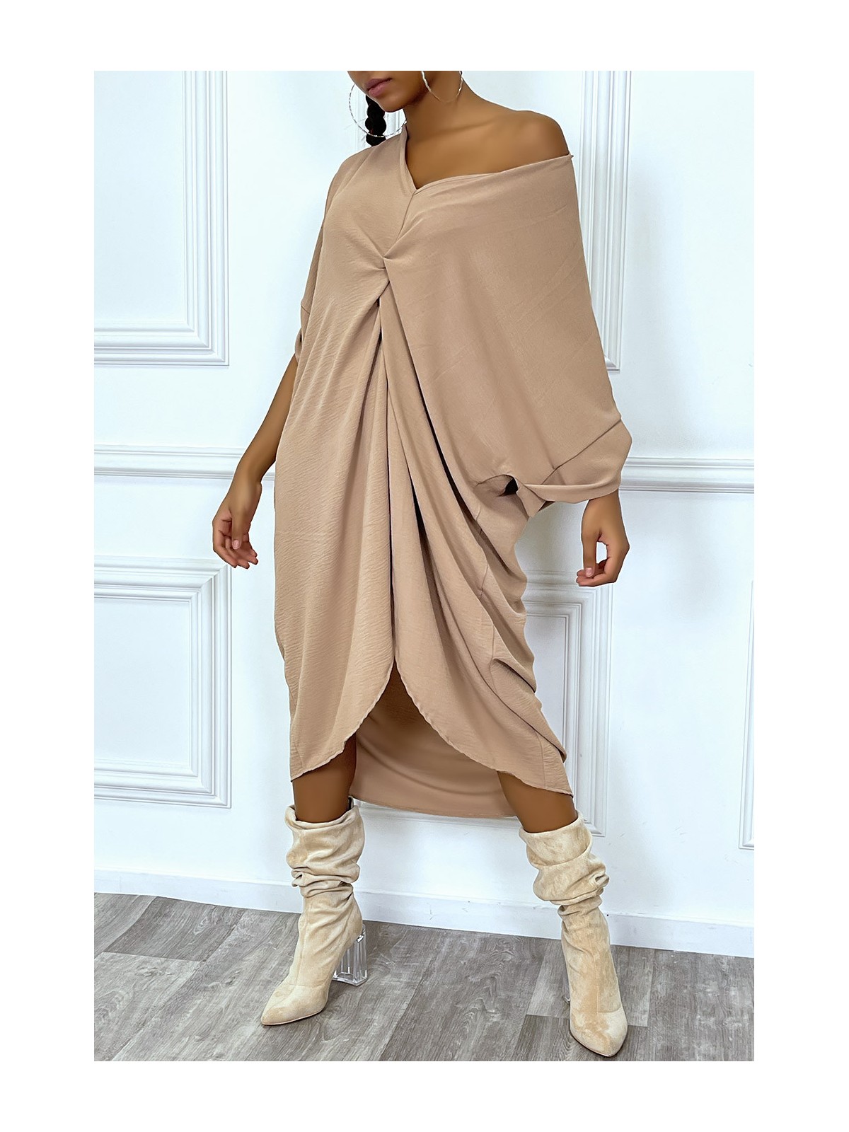 Robe tunique oversize camel col v détail froncé - 7