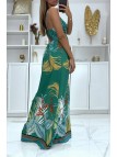 Longue robe très chic motif fleuris en fond vert - 4