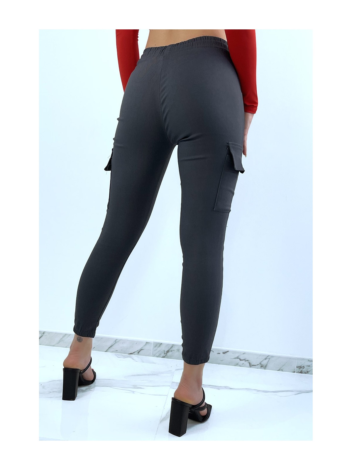 Pantalon slim anthracite elastique à grandes poches style cargo - 4