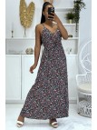 Longue robe à bretelle motif floral à dominance noire - 1
