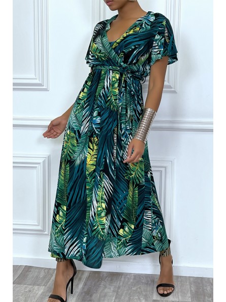 Longue robe d'été verte à manches courtes et col cache-coeur aux motifs palmiers - 2