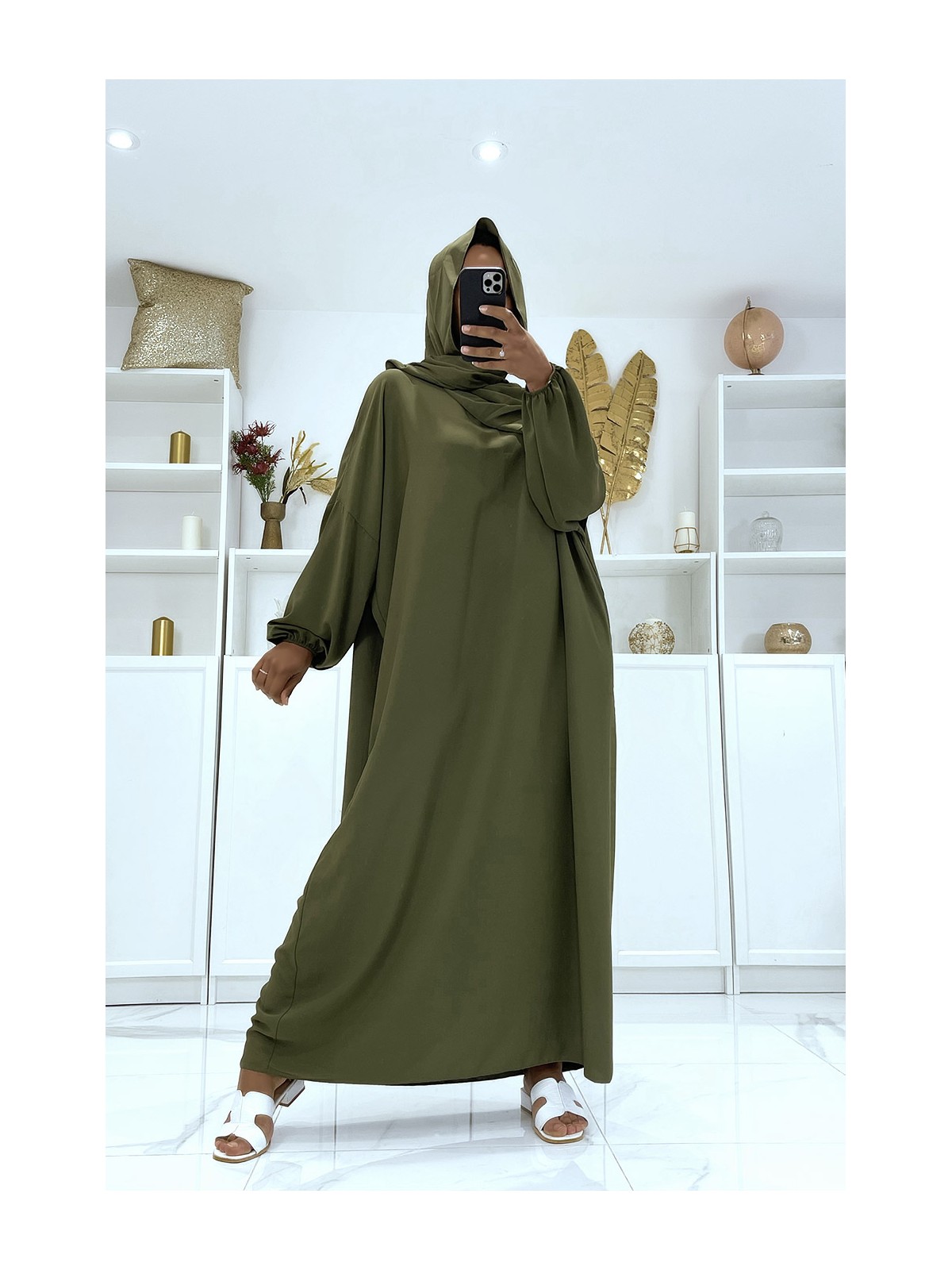 Abaya kaki avec voile intégré pas chère couleur vitaminée - 1