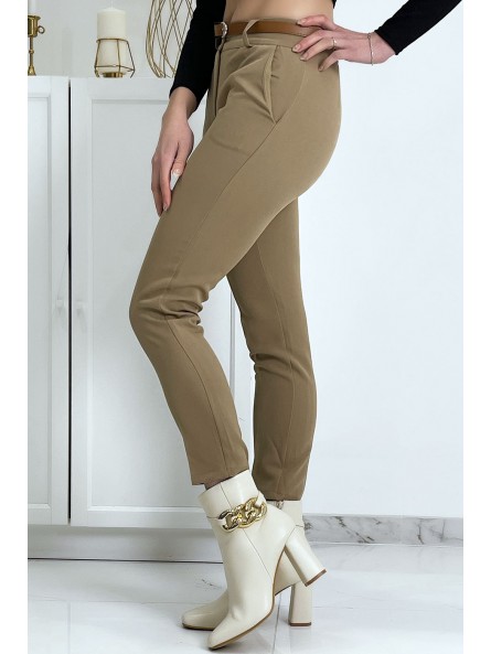 Pantalon working girl camel avec poches et ceinture - 3