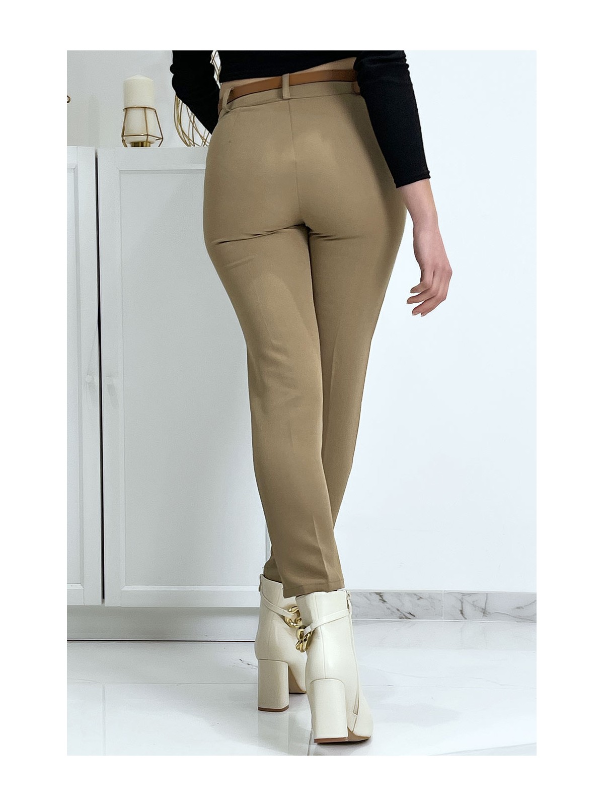 Pantalon working girl camel avec poches et ceinture - 5