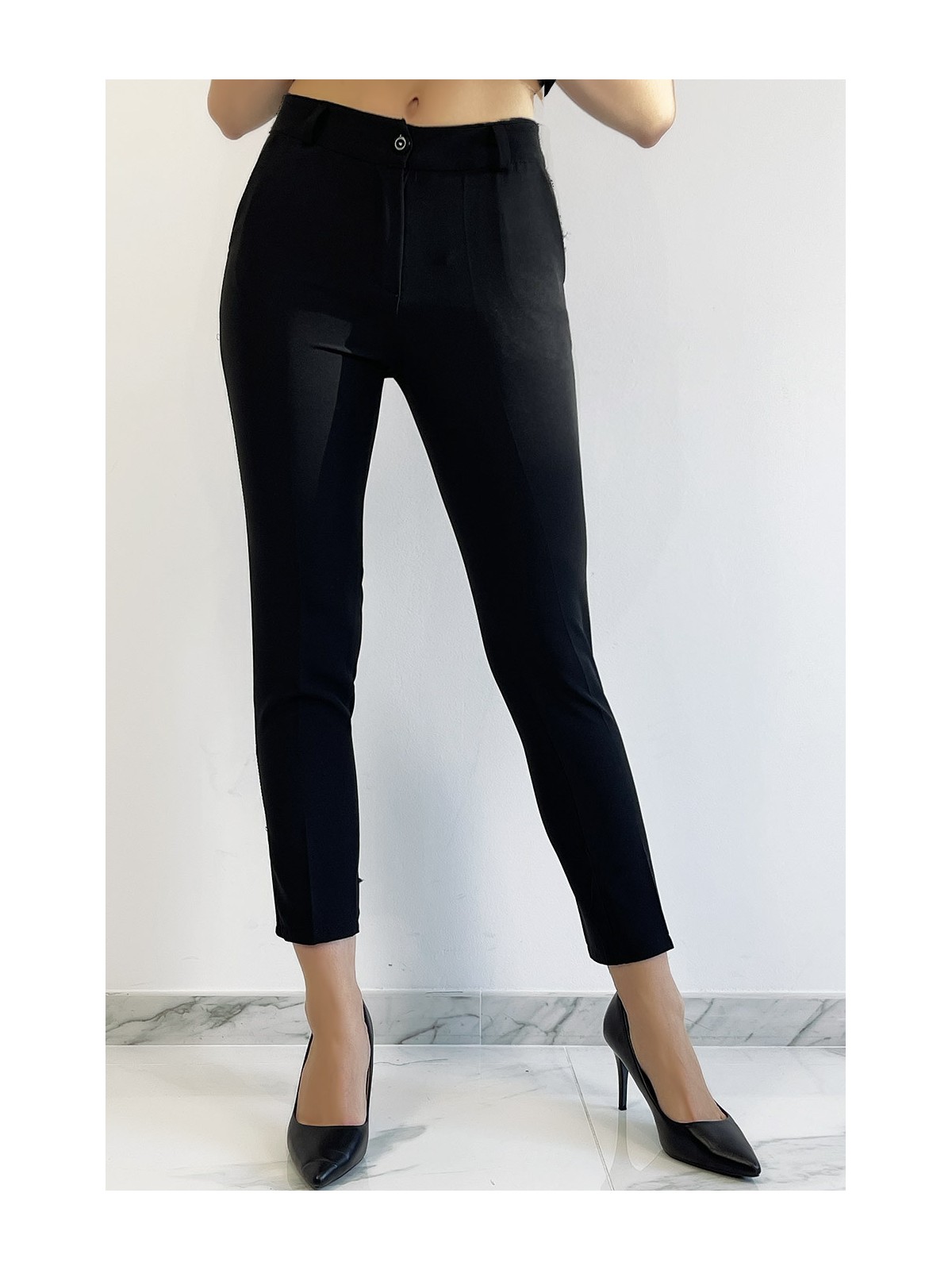 Pantalon slim noir avec poches style working girl - 7