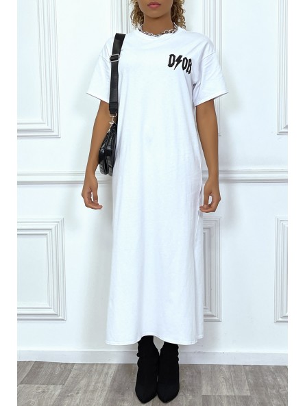 Robe longue blanche manches courtes, écriture"D/or", avec fentes - 1