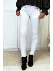 Pantalon slim blanc en strech avec zip et poches - 2