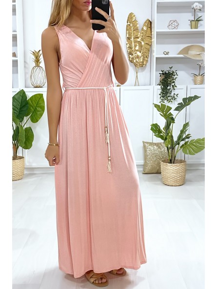 Longue robe croisé en rose avec ceinture en cordon - 2