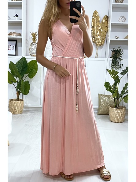 Longue robe croisé en rose avec ceinture en cordon - 4