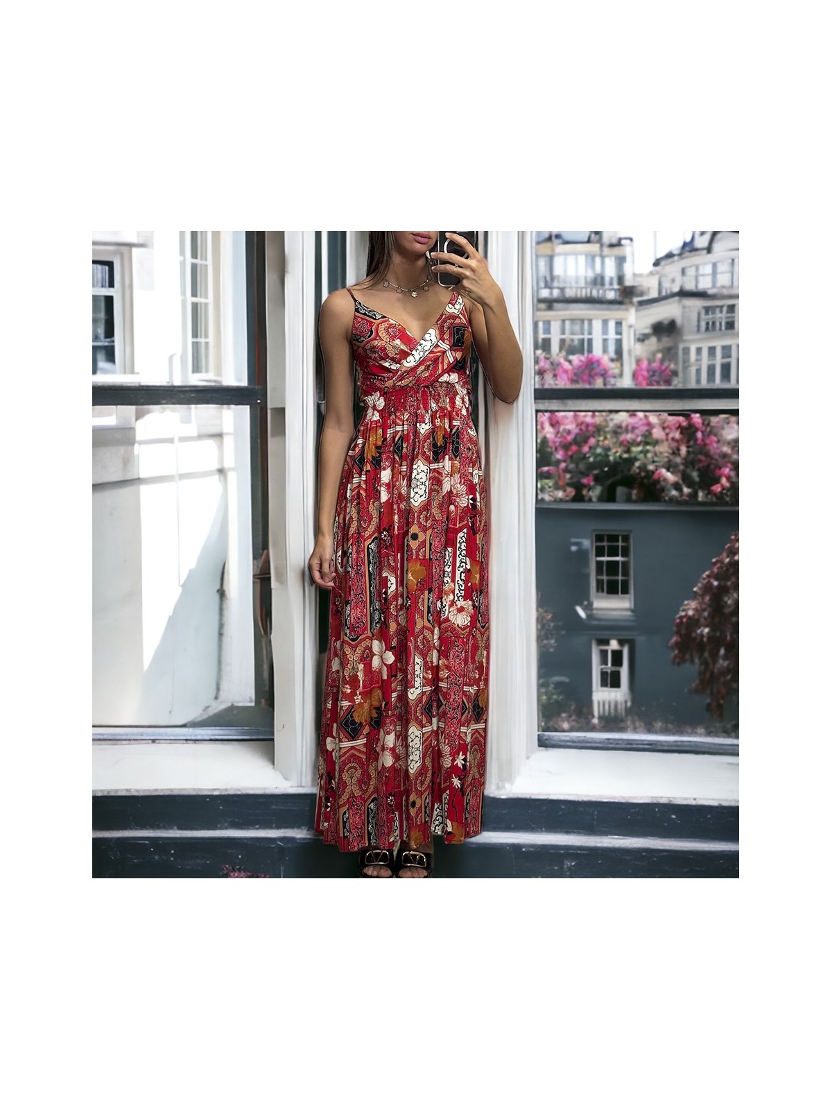 Longue robe avec sublime motif rouge bretelles amovible - 3